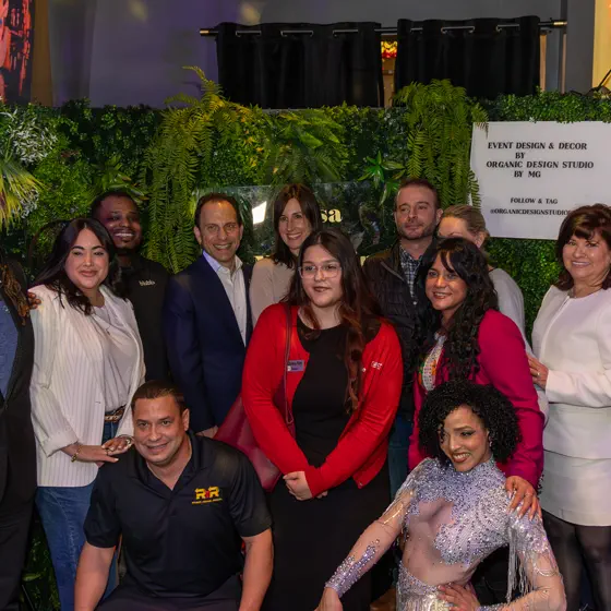 A group photo at the end of the night.